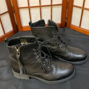 Steve Madden Leather Upper Women’s Black Boots. Size: 8.5